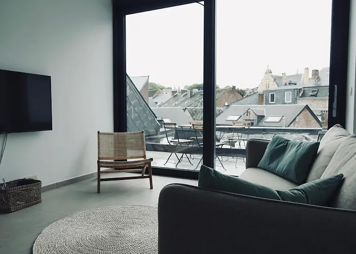 Le Grenier - Le Cercle مارشه ان فامن