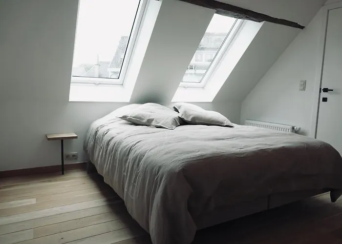 Le Grenier - Le Cercle * مارشه ان فامن